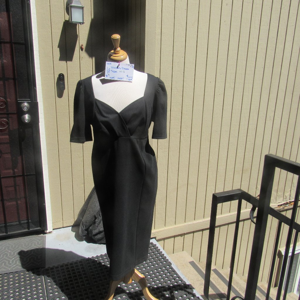 #333 Women's Little Black Dress By Simply Voluptuous (Size 14/16)